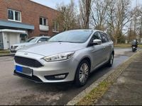 Gebraucht Ford Focus 120 PS (88 kW) 2017 Silber Limousine