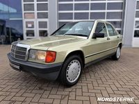 Gebraucht Mercedes 190 1986 Helles mintgrün Limousine