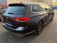 Gebraucht VW Passat R-line 200 PS (147 kW) 2020 Grau Kombi