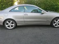 Gebraucht Mercedes CLK240 170 PS (125 kW) 2003 Grau Coupé