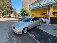 Gebraucht Mercedes E270 Avantgarde 170 PS (125 kW) 2003 Silber Limousine