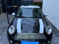 Usata Mini Cooper D 112 CV (82 kW) 2012 Nero Utilitaria