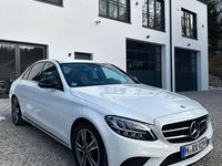 Gebraucht Mercedes C180 156 PS (114 kW) 2020 Weiß Limousine
