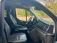 Gebraucht Ford Tourneo Titanium 185 PS (136 kW) 2019 Grau Van / Kleinbus