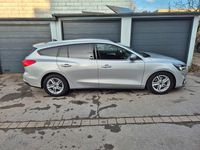 Gebraucht Ford Focus 120 PS (88 kW) 2019 Silber Kombi