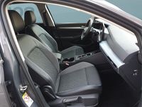 Gebraucht VW Golf VIII 150 PS (110 kW) 2025 Grau Kleinwagen