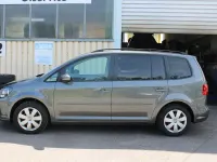 Gebraucht VW Touran Comfortline 140 PS (102 kW) 2015 Grau Van / Kleinbus