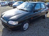 Gebraucht Ford Escort 116 PS (85 kW) 1996 Grün Limousine