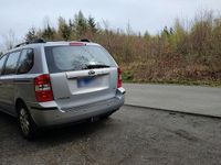 Gebraucht Kia Carnival 185 PS (136 kW) 2007 Silber Van / Kleinbus