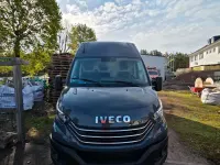 Gebraucht Iveco Daily 170 PS (125 kW) 2023 Grau Van