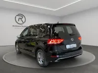 Neu VW Touran Comfortline 150 PS (110 kW) 2025 Grenadillschwarz metallic Van / Kleinbus
