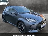 Neu Toyota Yaris Hybrid 116 PS (85 kW) 2025 Grau Limousine