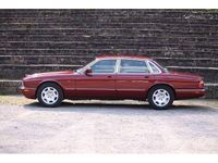 Gebraucht Jaguar XJ Sovereign 284 PS (208 kW) 2000 Rot Limousine