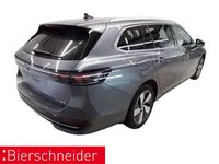 Gebraucht VW Passat Elegance 272 PS (200 kW) 2025 Grau Kombi
