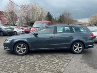 Gebraucht VW Passat 140 PS (102 kW) 2011 Grau Kombi
