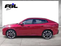 Gebraucht BMW X2 M Sport 156 PS (114 kW) 2025 Dragon fire rot SUV