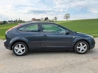 Gebraucht Ford Focus Titanium 100 PS (73 kW) 2007 Grau Coupé