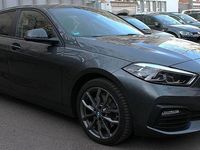 Gebraucht BMW 120 Advantage 190 PS (139 kW) 2020 Grau Kleinwagen
