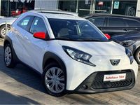 Gebraucht Toyota Aygo X 72 PS (52 kW) 2022 Super (pure) white ii SUV