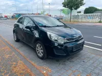 Gebraucht Kia Rio 86 PS (63 kW) 2014 Limousine