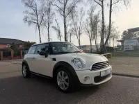 Używany Mini Cooper 120 KM (88 kW) 2009 Biały Hatchback
