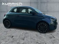 Gebraucht Fiat 500e La Prima 86 kW (118 PS) 2022 Grün Kleinwagen