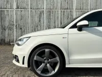 Gebraucht Audi A1 Exclusive 185 PS (136 kW) 2011 Weiß Kleinwagen