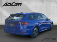 Gebraucht Skoda Octavia Clever 150 PS (110 kW) 2022 Blau Kombi