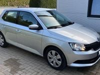 Gebraucht Skoda Fabia 60 PS (44 kW) 2017 Silber Limousine
