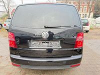 Gebraucht VW Touran Conceptline 140 PS (102 kW) 2009 Schwarz Van / Kleinbus