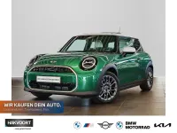Gebraucht Mini Cooper Favoured 156 PS (114 kW) 2024 British racing green iv Kleinwagen