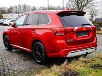 Gebraucht Mitsubishi Outlander P-HEV Edition 135 PS (99 kW) 2020 Rot SUV