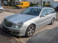 Gebraucht Mercedes E280 Elegance 197 PS (144 kW) 2007 Silber Kombi