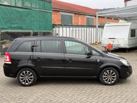 Gebraucht Opel Zafira Edition 150 PS (110 kW) 2010 Saphirschwarz mineraleffekt Van / Kleinbus