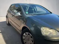 Gebraucht VW Golf V 102 PS (75 kW) 2005 Grün Kleinwagen