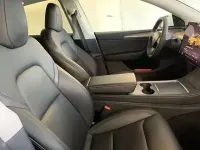 Used Tesla Model Y 378 kW (514 HP) 2023 White SUV
