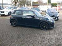 Gebraucht Mini Cooper SE Classic 135 kW (184 PS) 2023 Schwarz Kleinwagen