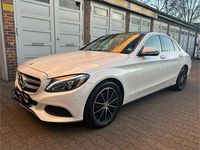 Gebraucht Mercedes C200 184 PS (135 kW) 2015 Weiß Limousine
