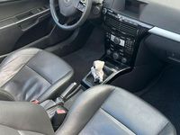 Gebraucht Opel Astra Cabriolet Cosmo 140 PS (102 kW) 2010 Blau Cabrio