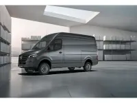 Gebraucht Mercedes Sprinter 190 PS (139 kW) 2025 Grau Van