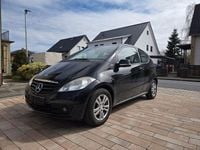 Gebraucht Mercedes A150 95 PS (69 kW) 2010 Schwarz Kleinwagen