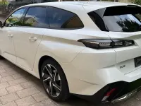 Gebraucht Peugeot 308 Allure 131 PS (96 kW) 2022 Weiß Kombi