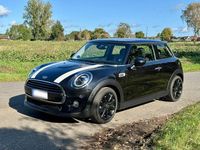 Gebraucht Mini Cooper D Chili 116 PS (85 kW) 2019 Schwarz Kleinwagen