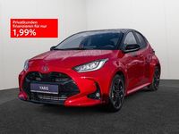 Neu Toyota Yaris Hybrid Plus 131 PS (96 kW) 2025 Rot Limousine