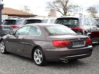 Gebraucht BMW 320 Cabriolet Exclusive 170 PS (125 kW) 2011 Grau Cabrio