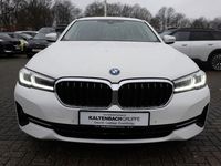 Gebraucht BMW 530e 292 PS (214 kW) 2022 Weiß Kombi