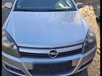 Usata Opel Astra 105 CV (77 kW) 2005 Argento Station wagon