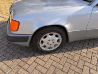 Gebraucht Mercedes 230 132 PS (97 kW) 1989 Grau Coupé