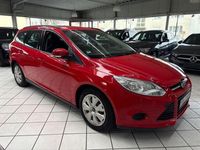 Gebraucht Ford Focus Trend 140 PS (102 kW) 2012 Rot Kombi