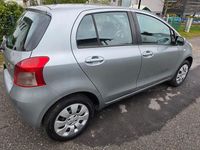 Gebraucht Toyota Yaris 87 PS (63 kW) 2007 Blau Kleinwagen